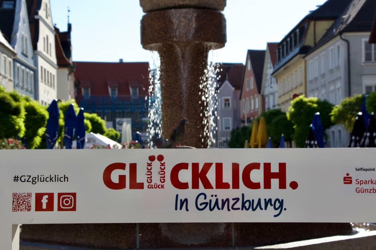 Hotel Goldene Traube Günzburg Esterno foto